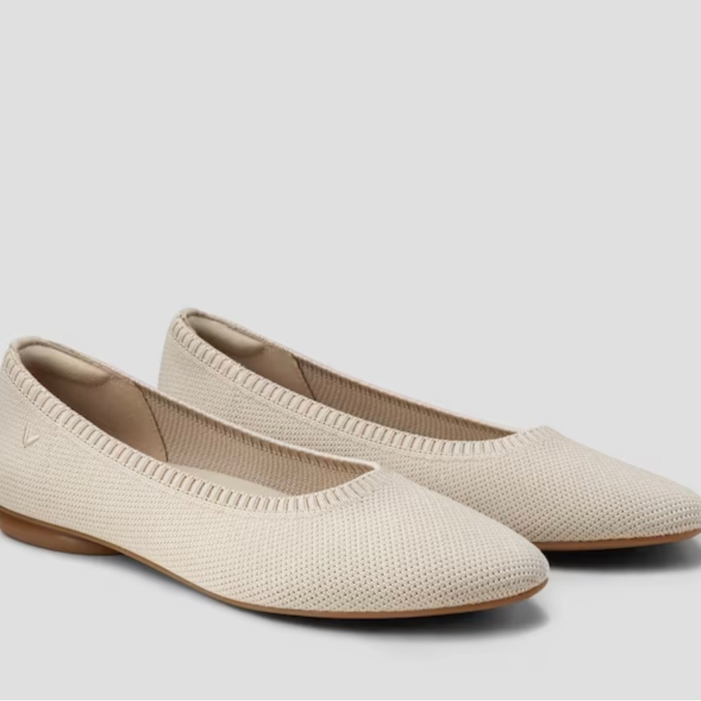 VIVAIA Almond-Toe Ballet Flats (Tamia 2.0)